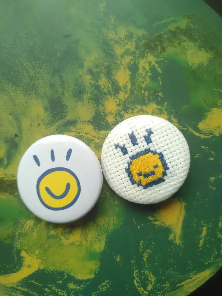 Pins - toki pona
